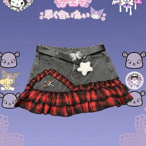 Black and red denim mini skirt with a punk style